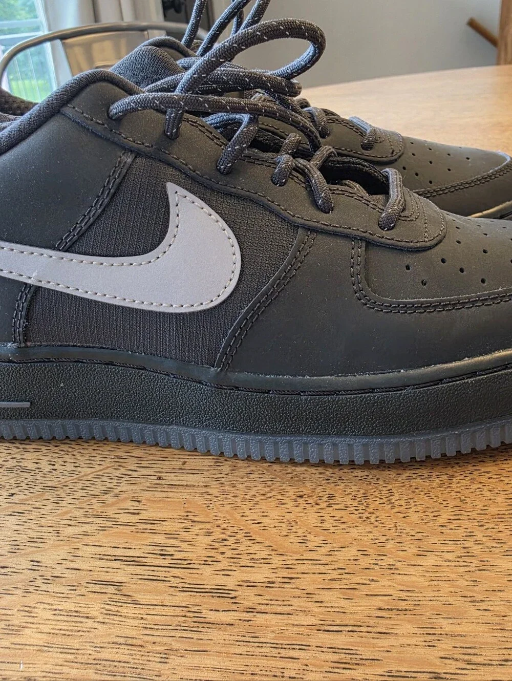 Kids Nike Air Force 1- Black Low-Top Athletic Sneakers
